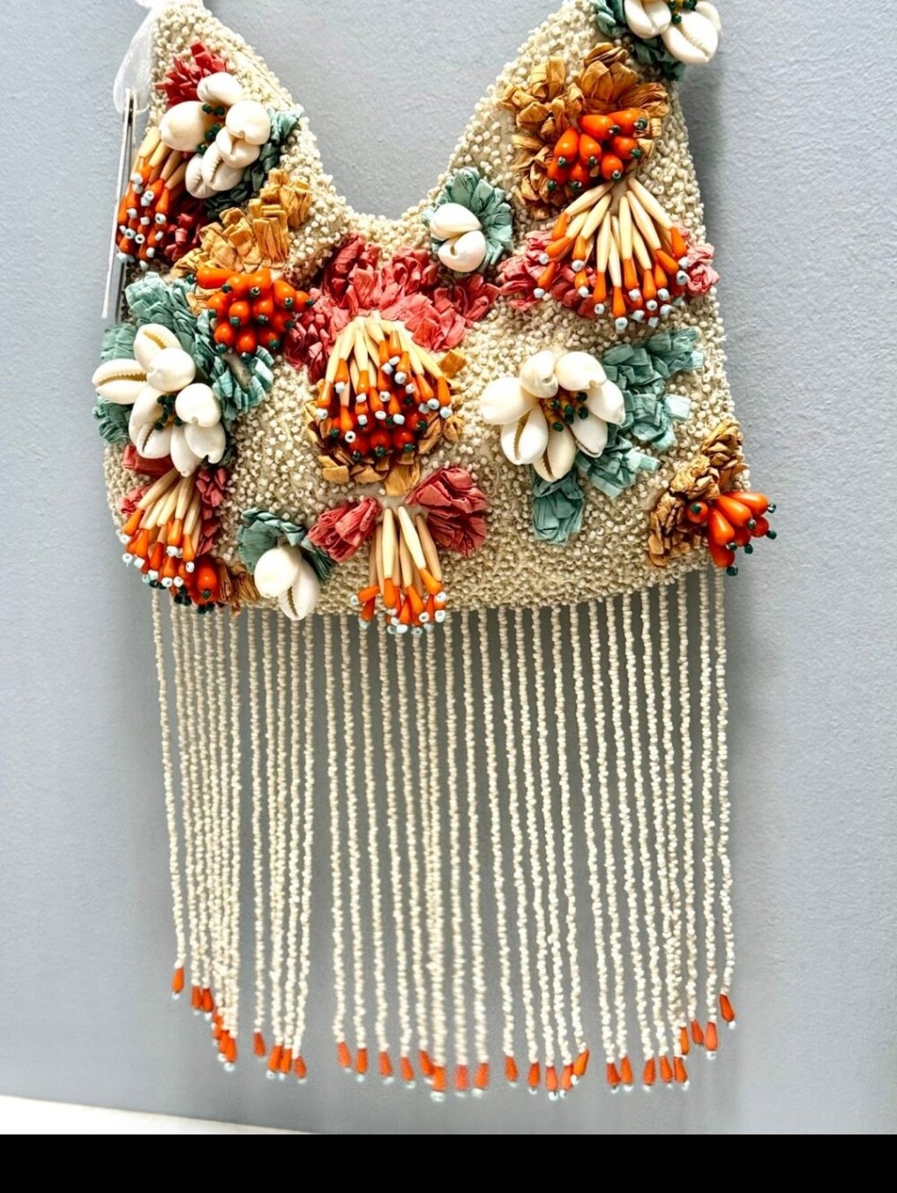 NEW Viral Beaded Fringe Seashell 3D Multicolor Coastal Shoulder Bag - Picture 4 of 5